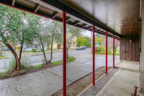 701 Oak Ter, Petaluma, CA 94952 photo 3