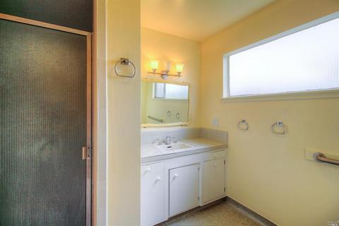 701 Oak Ter, Petaluma, CA 94952 photo 15