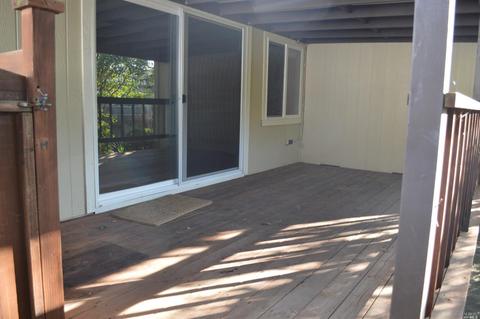 233 Vineyard Dr, Healdsburg, CA 95448 photo 7
