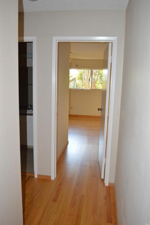 233 Vineyard Dr, Healdsburg, CA 95448 photo 23