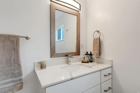 276 Devon Dr, San Rafael, CA 94903 photo 9