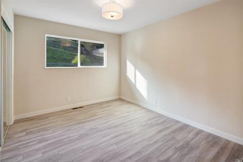 276 Devon Dr, San Rafael, CA 94903 photo 15