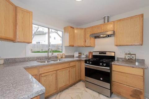 932 Hargus Ave, Vallejo, CA 94591 photo 14