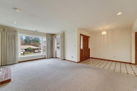 535 Del Mar Ave, Vallejo, CA 94589 photo 4