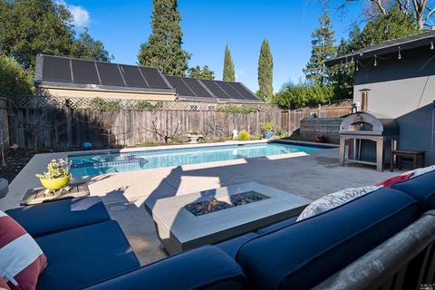 438 E Walnut St, Sonoma, CA 95476 photo 9