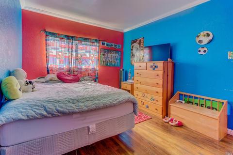 115 Mark Ave, Vallejo, CA 94589 photo 28