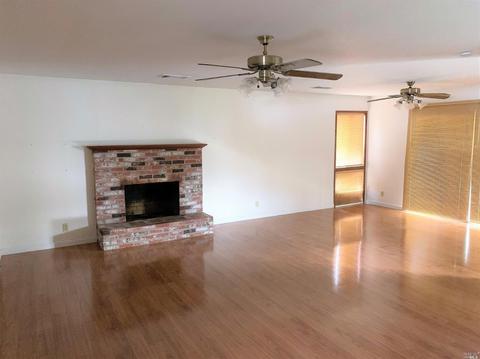421 Elder St, Vacaville, CA 95688 photo 3