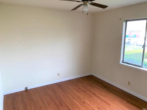 421 Elder St, Vacaville, CA 95688 photo 8