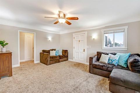 53 Madigan St, Vallejo, CA 94590 photo 4