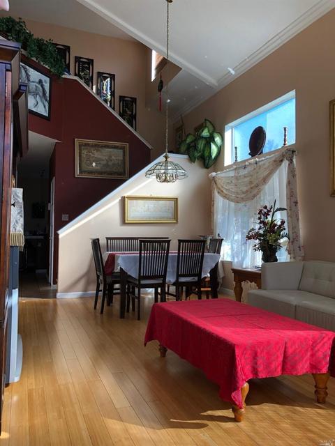 160 Wellington Pl, Vallejo, CA 94591 photo 4
