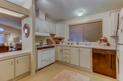 270 Sandstone Dr, Vallejo, CA 94589 photo 6