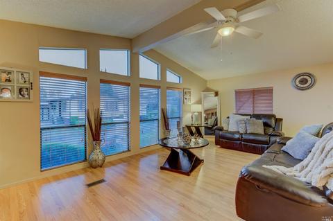 270 Sandstone Dr, Vallejo, CA 94589 photo 12