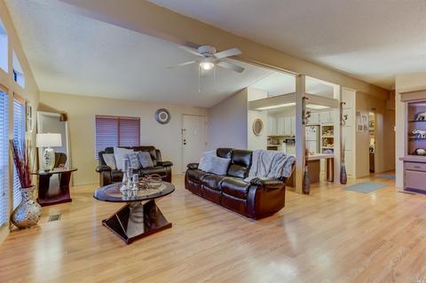 270 Sandstone Dr, Vallejo, CA 94589 photo 11