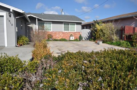1918 Severus Dr, Vallejo, CA 94589 photo 2