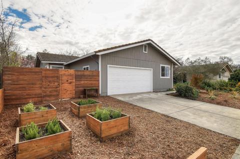 223 Robin Ave, Cotati, CA 94931 photo 2