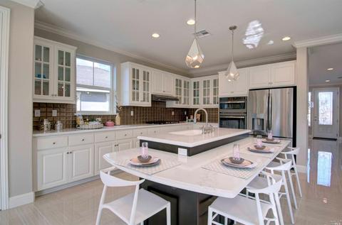 1825 Holsteiner Dr, Fairfield, CA 94534 photo 4