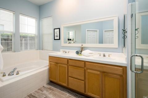 81 Moore Rd, Novato, CA 94949 photo 5