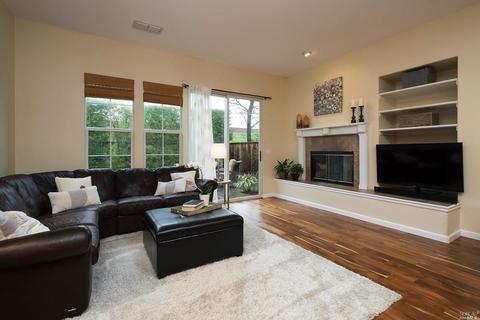 81 Moore Rd, Novato, CA 94949 photo 4