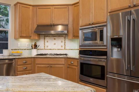 81 Moore Rd, Novato, CA 94949 photo 10