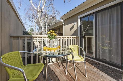 8 Whittier Ct, Mill Valley, CA 94941 photo 1