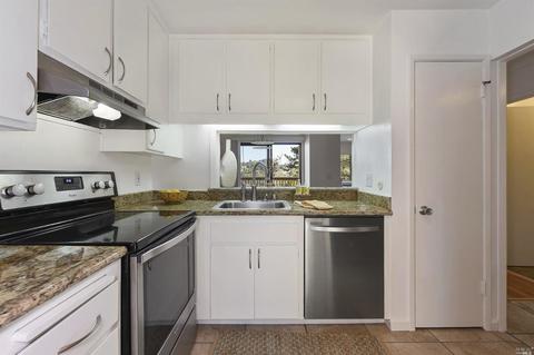 8 Whittier Ct, Mill Valley, CA 94941 photo 6