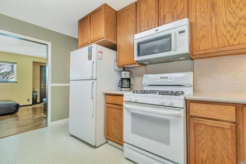 425 Vallejo Ave, Rodeo, CA 94572 photo 7