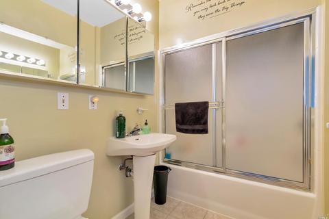 425 Vallejo Ave, Rodeo, CA 94572 photo 11