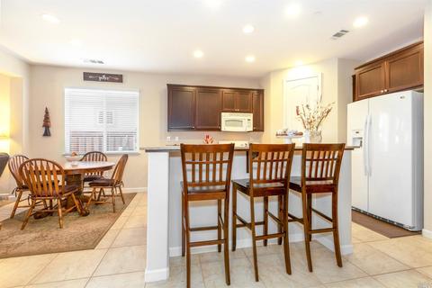 454 Cache Ct, Vacaville, CA 95688 photo 9