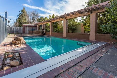 1535 Dunn Ln, Dixon, CA 95620 photo 3