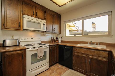 2925 Owens Ct, Fairfield, CA 94534 photo 31