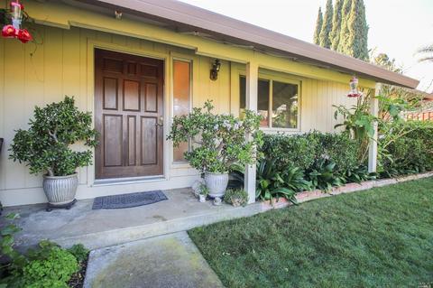2925 Owens Ct, Fairfield, CA 94534 photo 4
