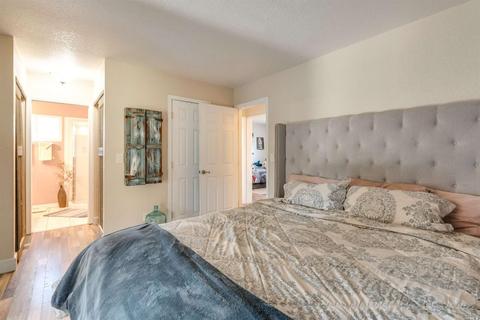 8114 Countryside Ct, Windsor, CA 95492 photo 23