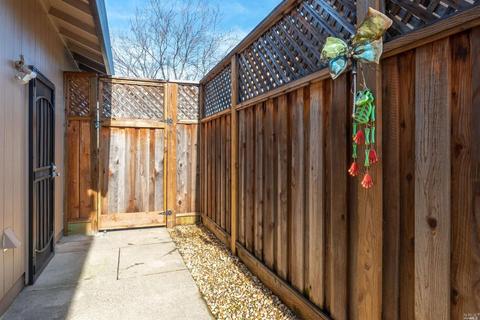8114 Countryside Ct, Windsor, CA 95492 photo 31