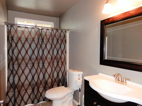 917 Ventnor Ave, Windsor, CA 95492 photo 4