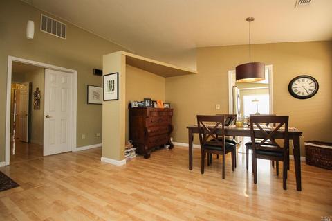 1565 Madera Dr, Dixon, CA 95620 photo 8