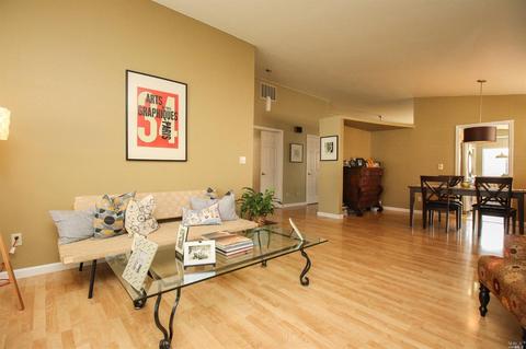 1565 Madera Dr, Dixon, CA 95620 photo 7