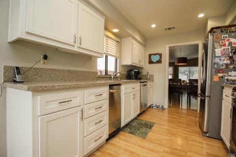 1565 Madera Dr, Dixon, CA 95620 photo 12