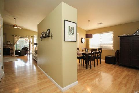 1565 Madera Dr, Dixon, CA 95620 photo 4