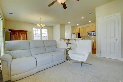 190 Johnson St, Windsor, CA 95492 photo 7