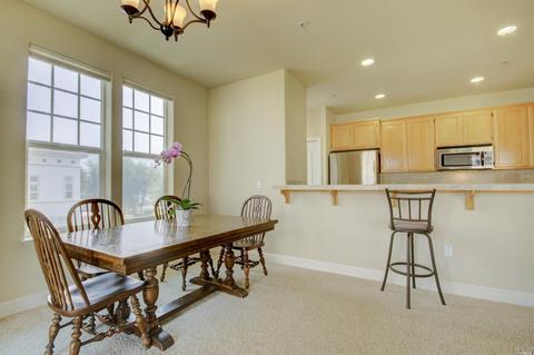 190 Johnson St, Windsor, CA 95492 photo 9