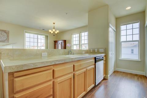 190 Johnson St, Windsor, CA 95492 photo 8