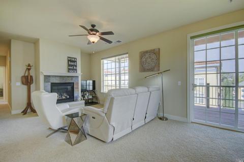 190 Johnson St, Windsor, CA 95492 photo 4