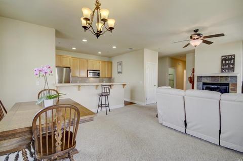 190 Johnson St, Windsor, CA 95492 photo 11