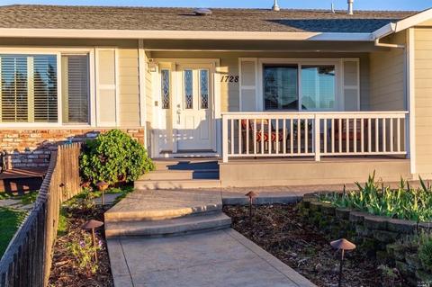1728 Chehalis Dr, Petaluma, CA 94954 photo 4