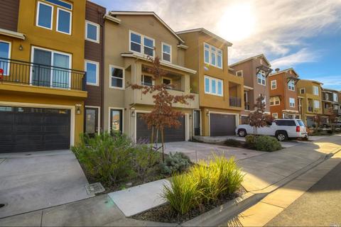 642 Jade St, Petaluma, CA 94952 photo 1