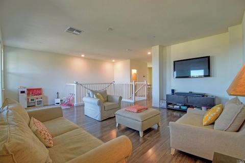 642 Jade St, Petaluma, CA 94952 photo 10