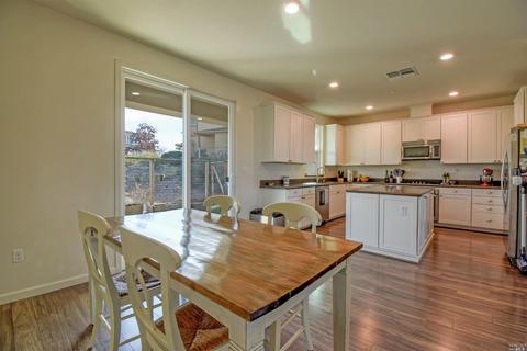 642 Jade St, Petaluma, CA 94952 photo 13