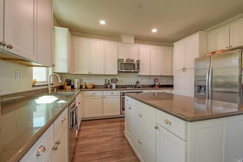 642 Jade St, Petaluma, CA 94952 photo 17