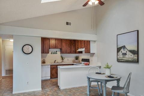 850 E Cotati Ave #5, Cotati, CA 94931 photo 9