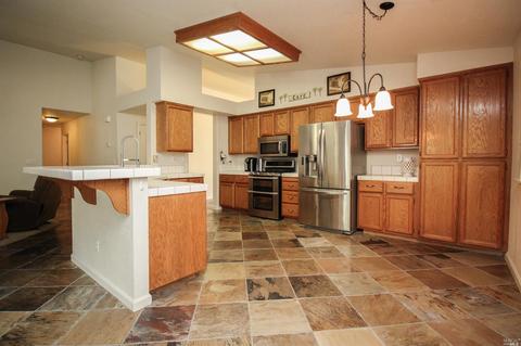 600 Monk Ct, Dixon, CA 95620 photo 4